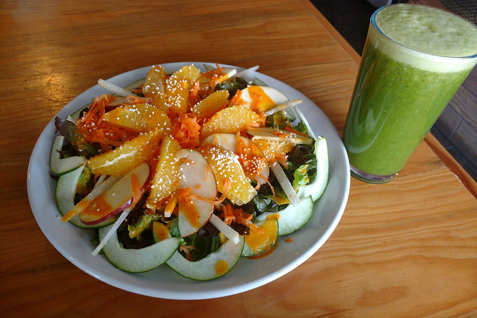 Empieza la semana saludable con la ensalada de la casa de «Nútrete»