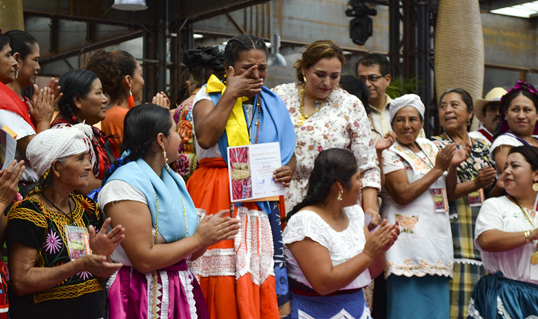 Reconocimiento a las cocineras tradicionales, a las mujeres de nuestro pueblo.