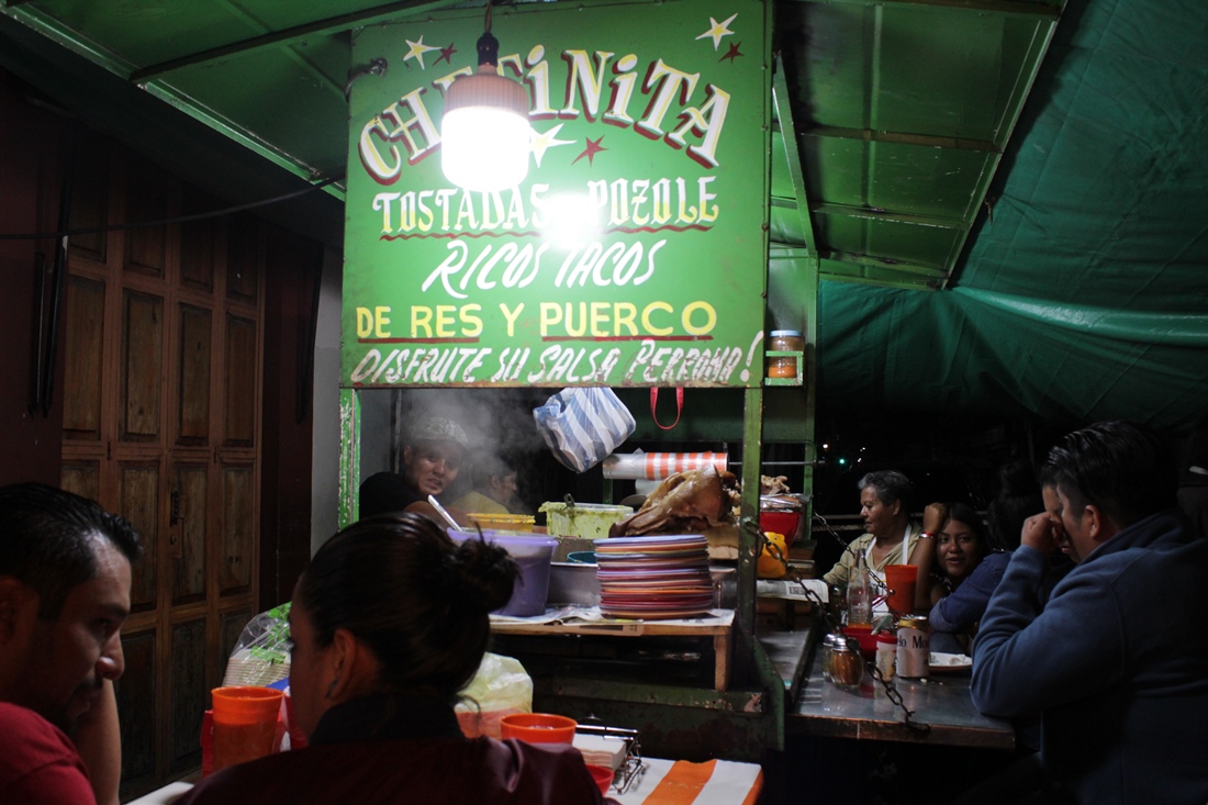 Taquería Chefinita, el clásico del barrio de la China en Oaxaca Leche