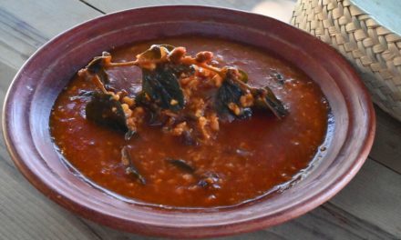 Mole de maíz, el guiso tradicional de Coatecas Altas, Ejutla