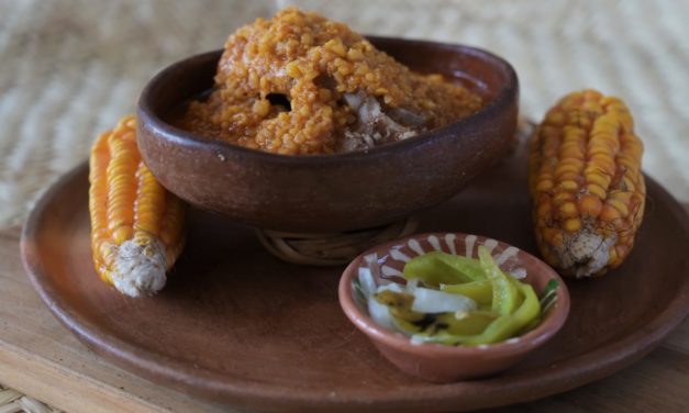 Destaca cocina oaxaqueña en la Guelaguetza