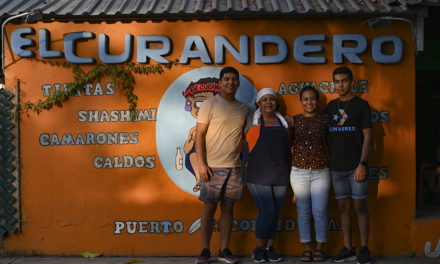 El Curandero, el cálido sazón en Puerto Escondido