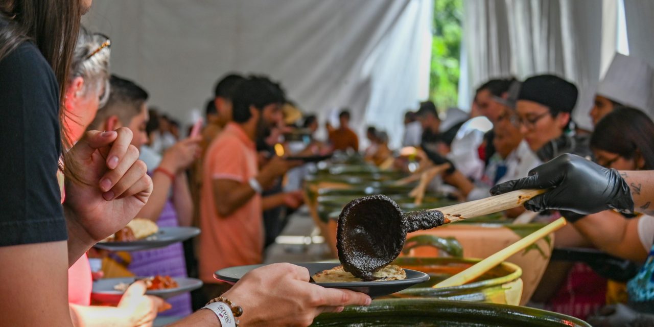 Festín culinario engalana las fiestas de la Guelaguetza