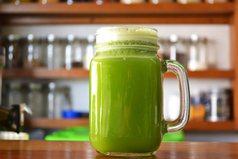 Jugos Detox de Trigo Verde