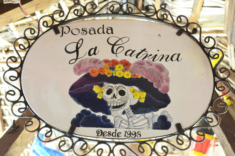 La catrina, la mística posada de Mazunte