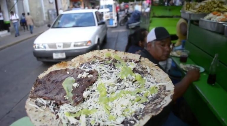 Los Agachados Rosa y José