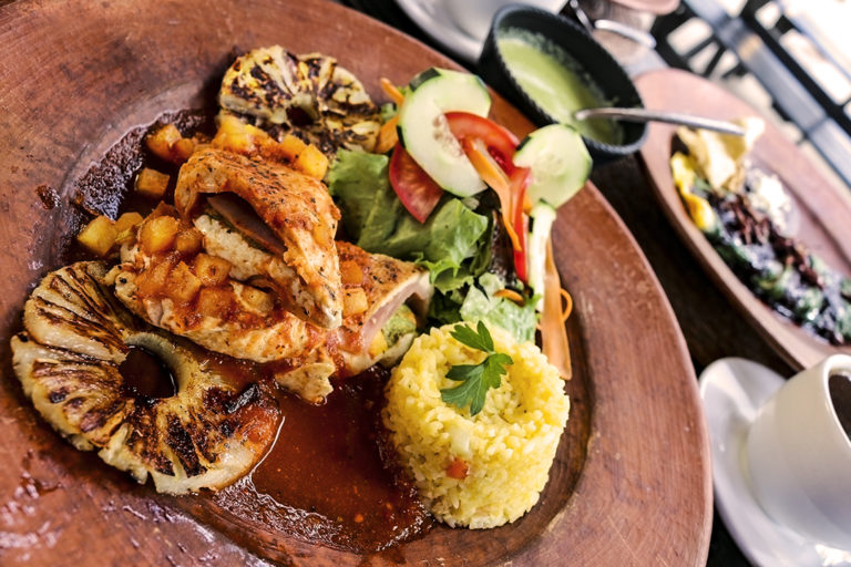 Flor de piña al mezcal en Paraíso gourmet