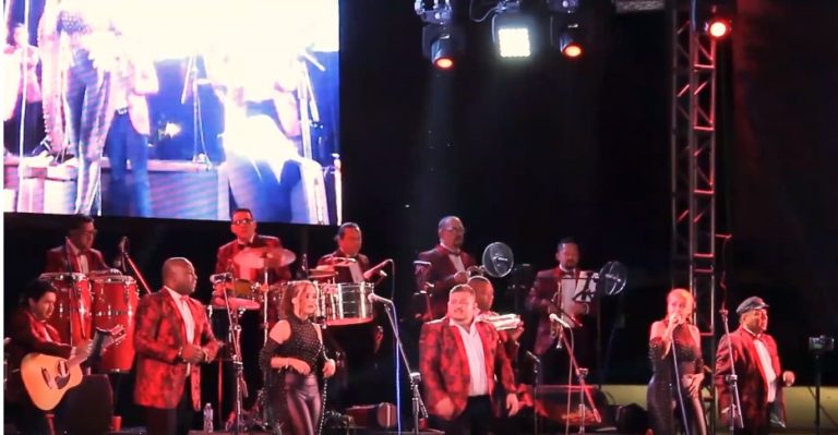 Ritmo y sabor en el Martes de Brujas