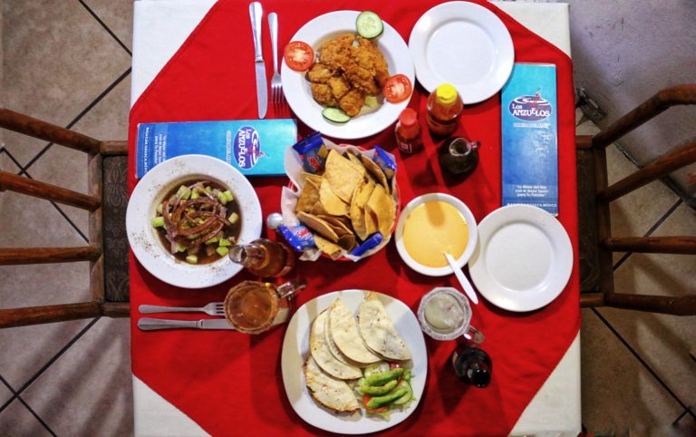 Los Anzuelos, el sabor más sinaloense de Oaxaca