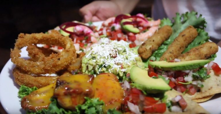 Los Clamatos del Cachetes, reconfortante rincón en Huatulco