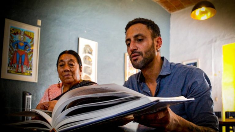Conmueve a chef visita de cocinera tradicional
