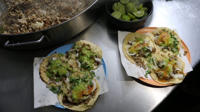 El Güero, probablemente los tacos más ricos de tripa en Oaxaca