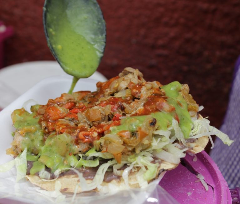 Fritangas y tejate en el centro de la ciudad