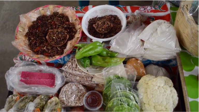Mercado Zaragoza en Huajuapan; tradición, color y sabor