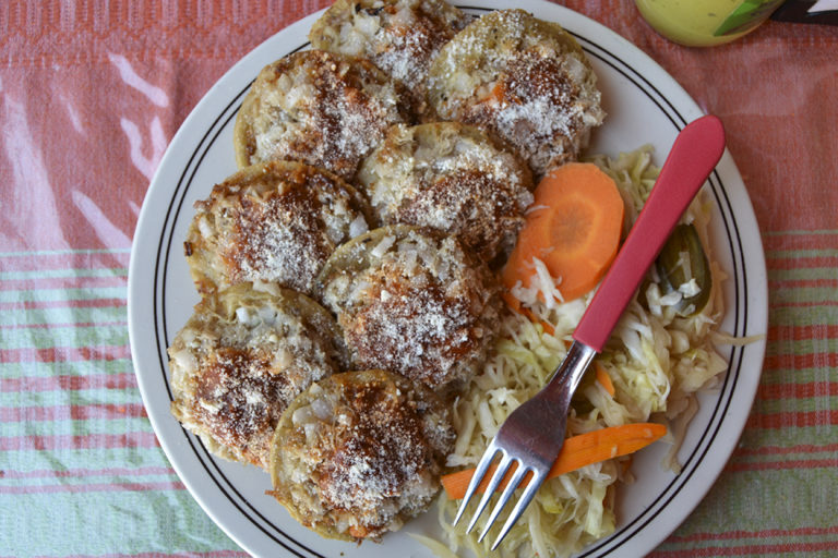 Disfruta la comida de Garnachas La Güera en tu domicilio