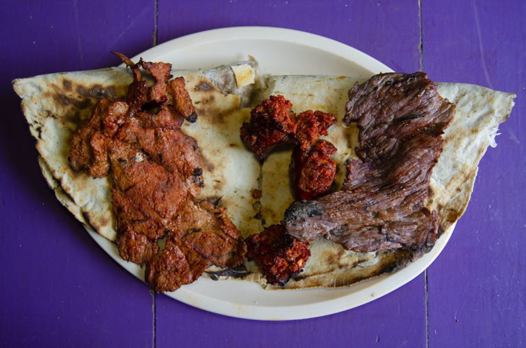 Tlayudas de Libres, un clásico, ahora en tu mesa