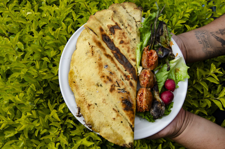 Prueba la autenticidad de las tlayudas en El Rincón de Tlaxiaco