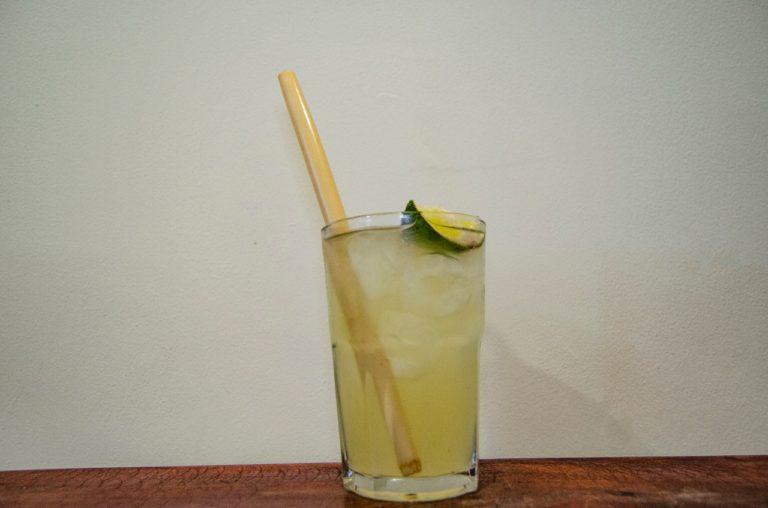 ¿Quieres preparar un coctel con mezcal? Tenemos el Mezcal Punch