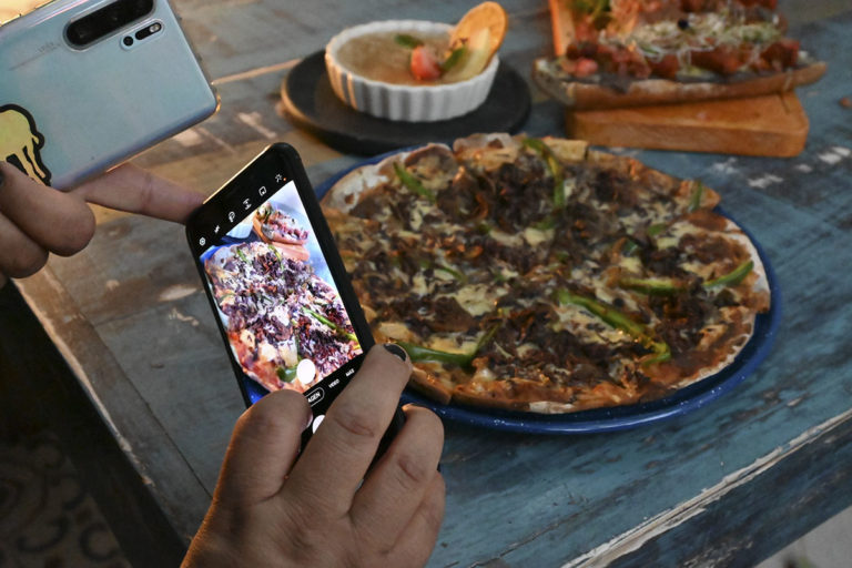 Abre sus puertas Península: exquisita comida mediterránea