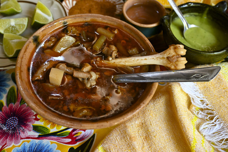 La fiesta de la barbacoa con Don Othón