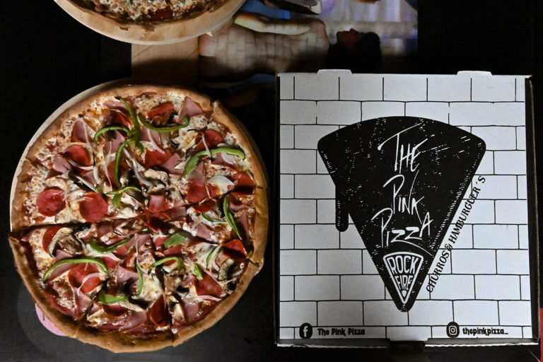The Pink Pizza, va en grande por Oaxaca