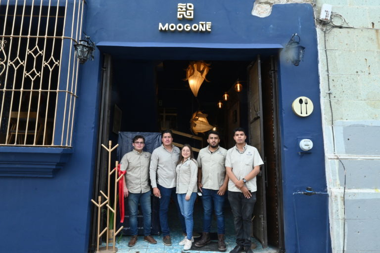 Moogoñé está de vuelta