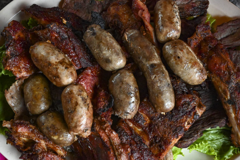 Parrillada oaxaqueña en la Terraza de Méndez