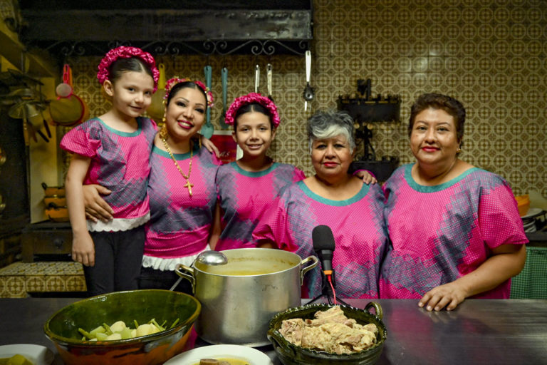 Restaurante Las Rosas, la tradición familiar de moles en Oaxaca