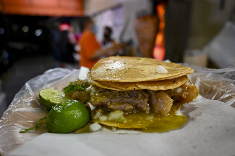 Los Cuñados, la famosa taquería de Iztapalapa