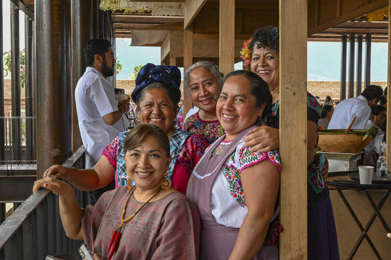 Honran legado gastronómico de las cocineras tradicionales