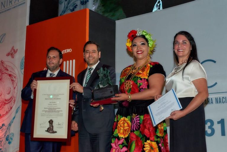 Oaxaca triunfa en la entrega nacional al Mérito Restaurantero