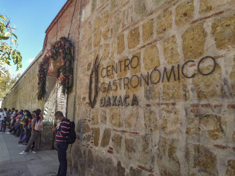 ¿Renacimiento del Centro Gastronómico Oaxaca?