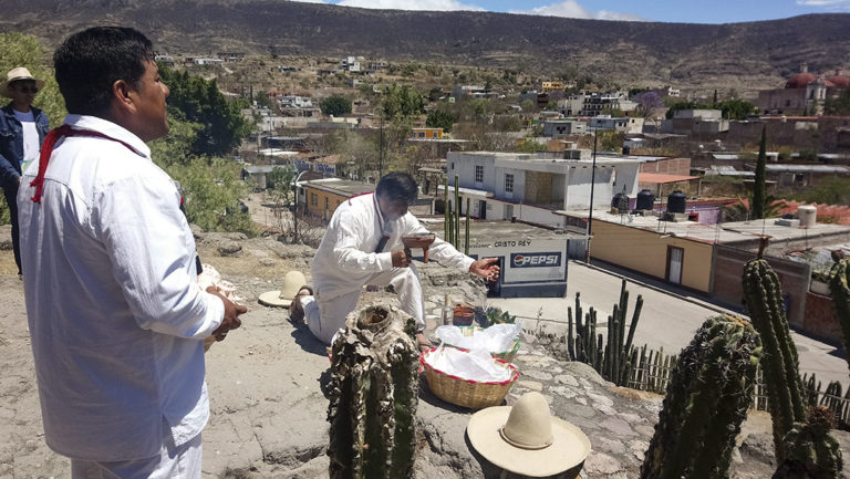 Armonía y salud en el equinoccio en la Villa de Mitla