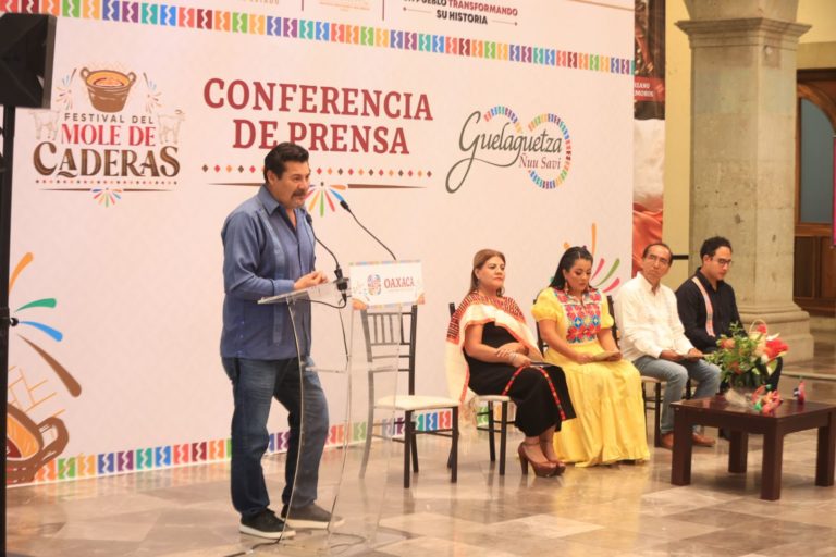 Anuncian Festival del Mole de Caderas 2023