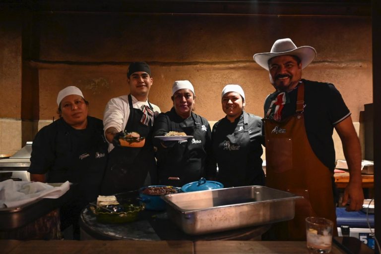 Cena mexicana en Casa Oaxaca