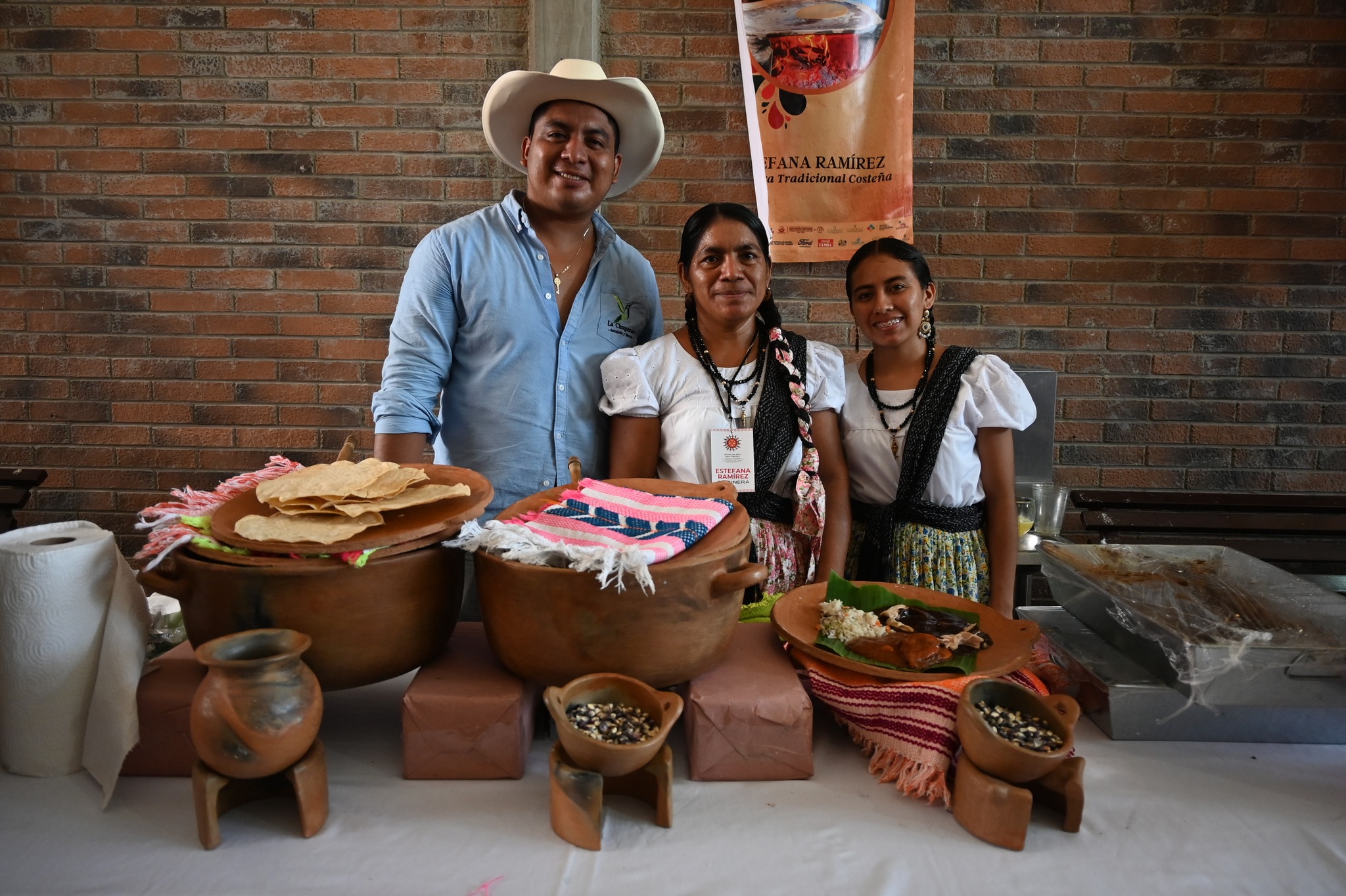 Festival del Mole Costa y Mixteca, Puerto Escondido Leche con tuna