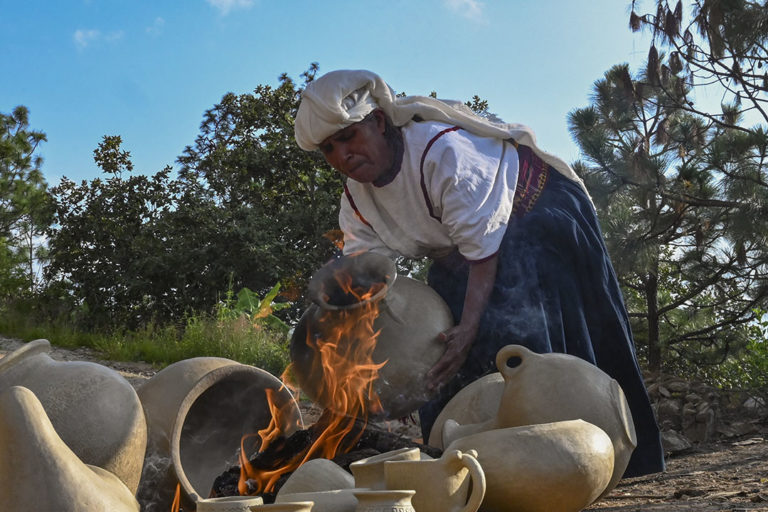 Misticismo en la artesanía de Tierra Caliente Mixe