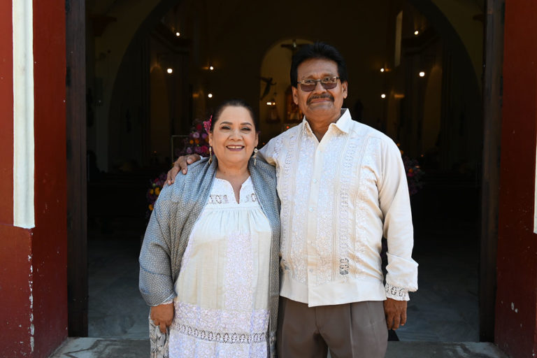 Juanita y Ovidio celebran 50 años de amor