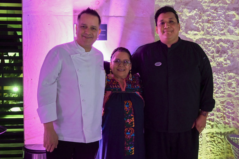 Un tributo a la cocina oaxaqueña en La Distral