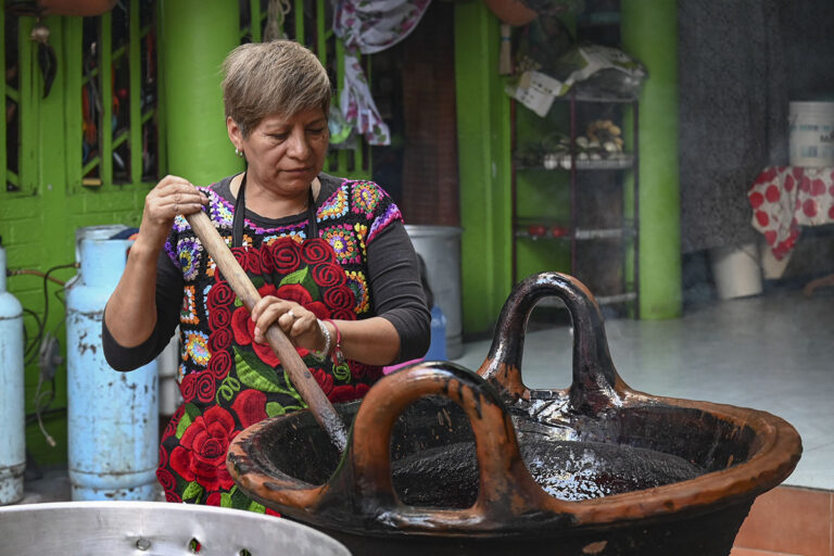 Doña Vicky, guardiana de la cocina de Tlaxiaco