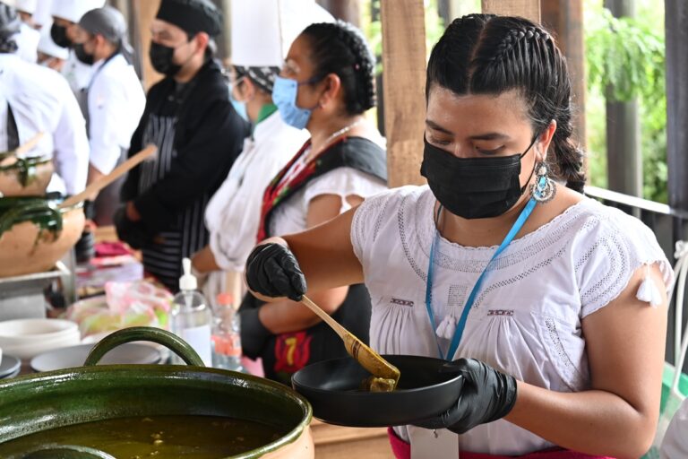Sabores de añoranza en el Festival de los Moles