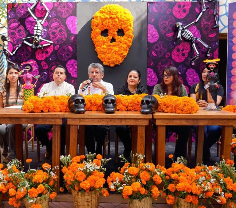 Oaxaca viva en el Festival de Días de Muertos