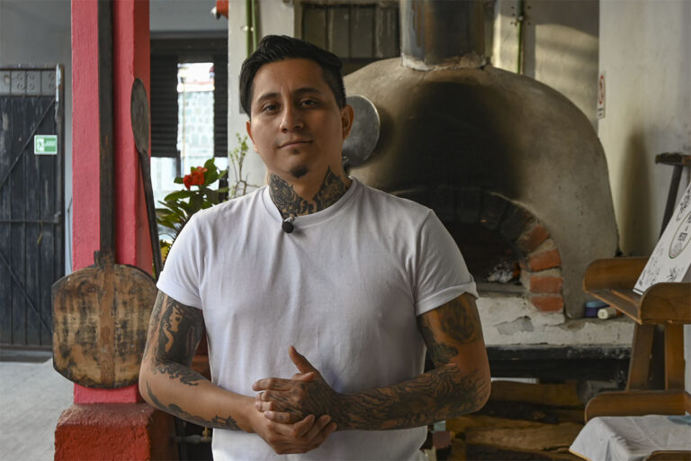 Iván Sánchez: La pizza como refugio, el sabor como sanación              