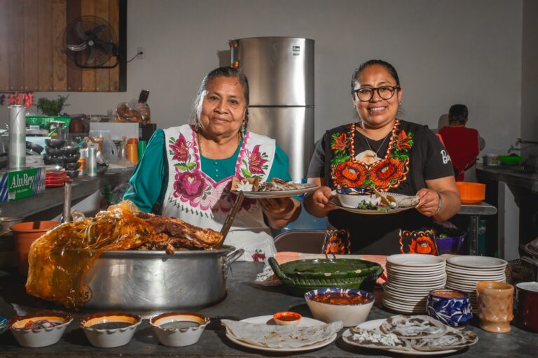 Barbacoa y mezcal: la fórmula para celebrar a papá