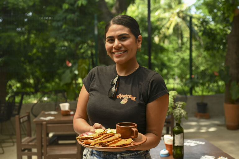La birria que viajó de Jalisco a Puerto Escondido