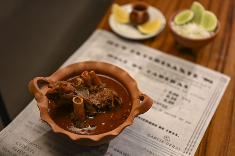 García Peral, la casa donde inició el mole de caderas en Huajuapan